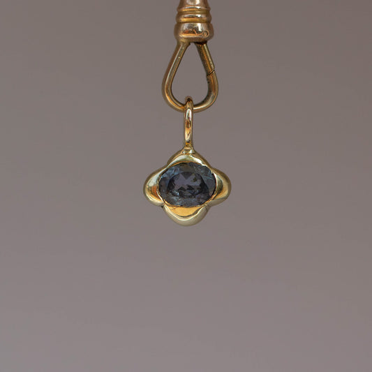 Petal Charm 06