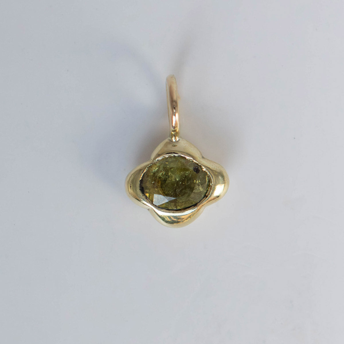 Petal Charm 08