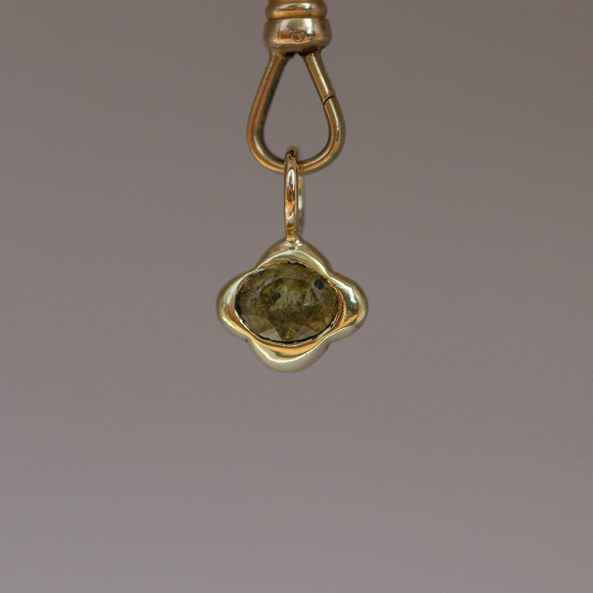 Petal Charm 08